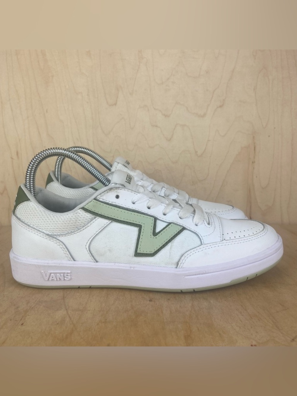 Vans Lowland ComfyCush Women’s Size 9 White and Green Shoes Sneakers
